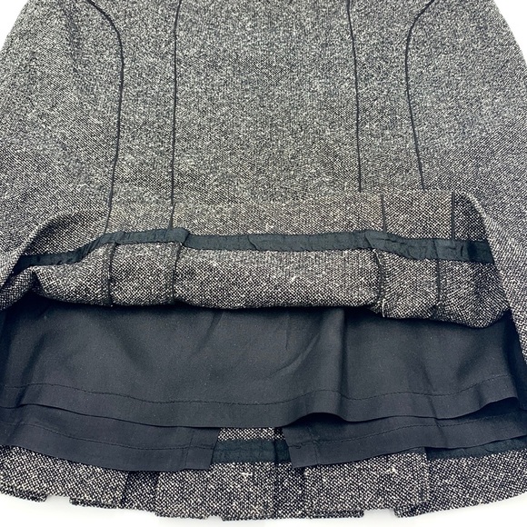 Ann Taylor Tweed Wool / Silk Blend Pencil Skirt Size 4P - Picture 8 of 14